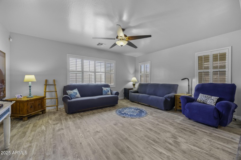 40893WBedfordDrive-31