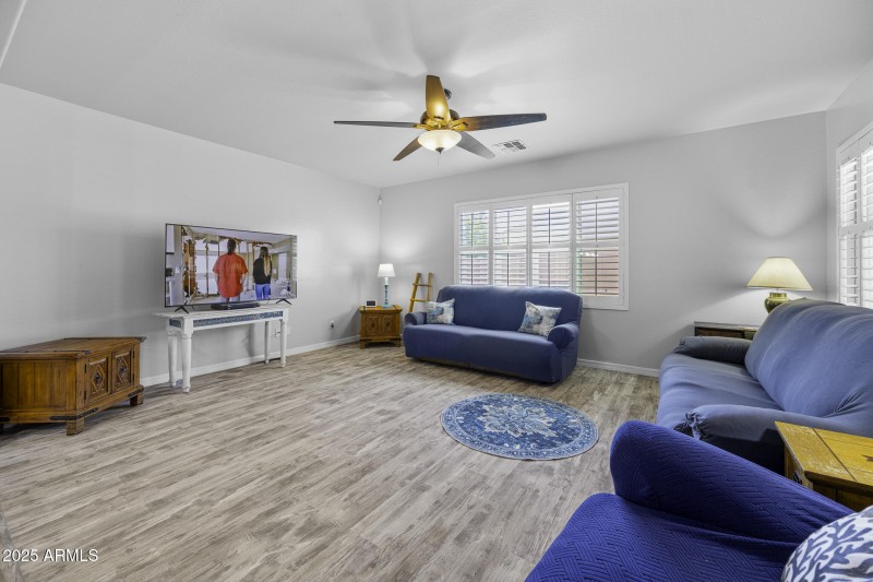 40893WBedfordDrive-32