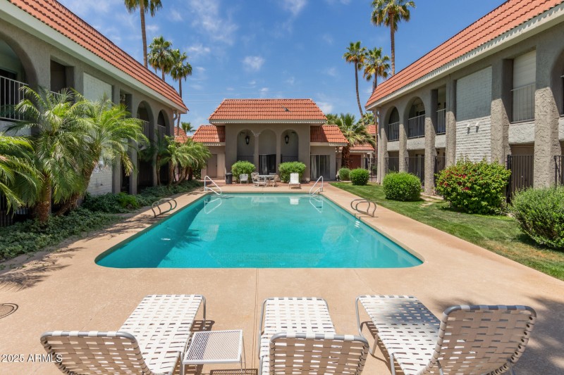 Community pool