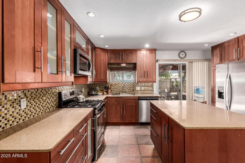 03 - Kitchen02