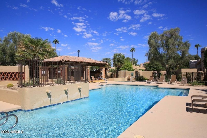 la villita pool