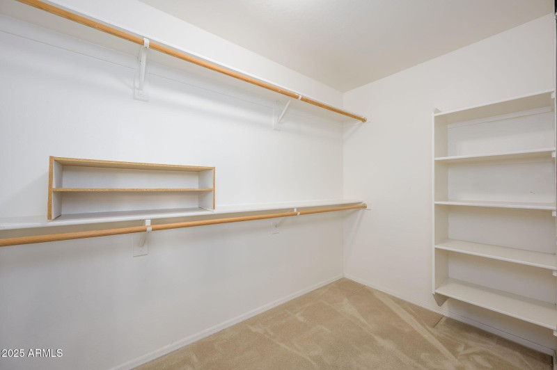 HUGE WALK-IN CLOSET
