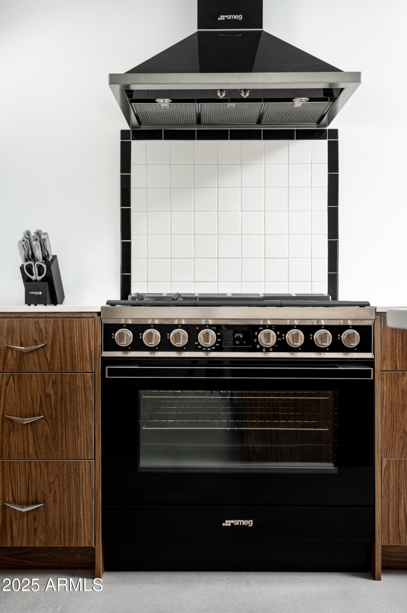 Kitchen 3
