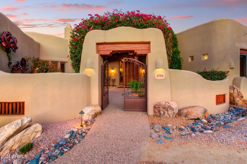 003_Front Courtyard Entry