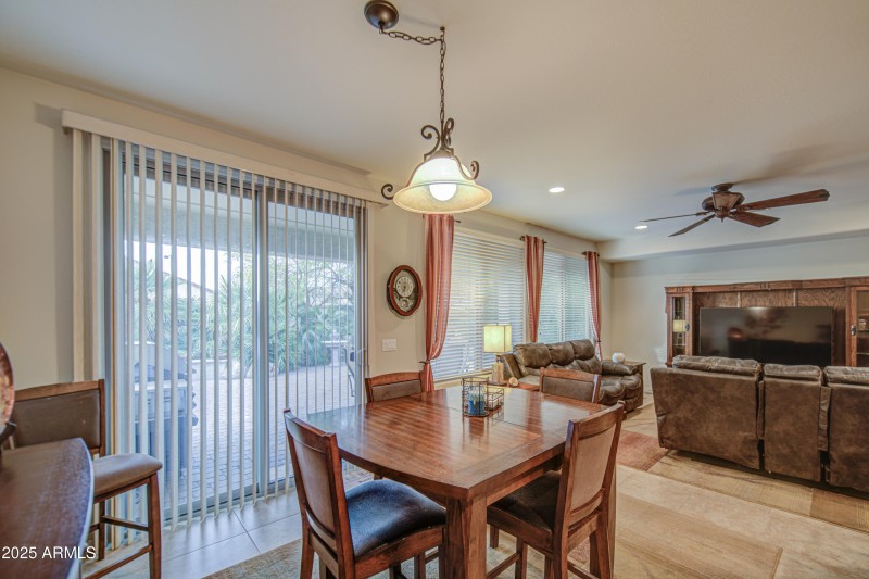Dining Area 4