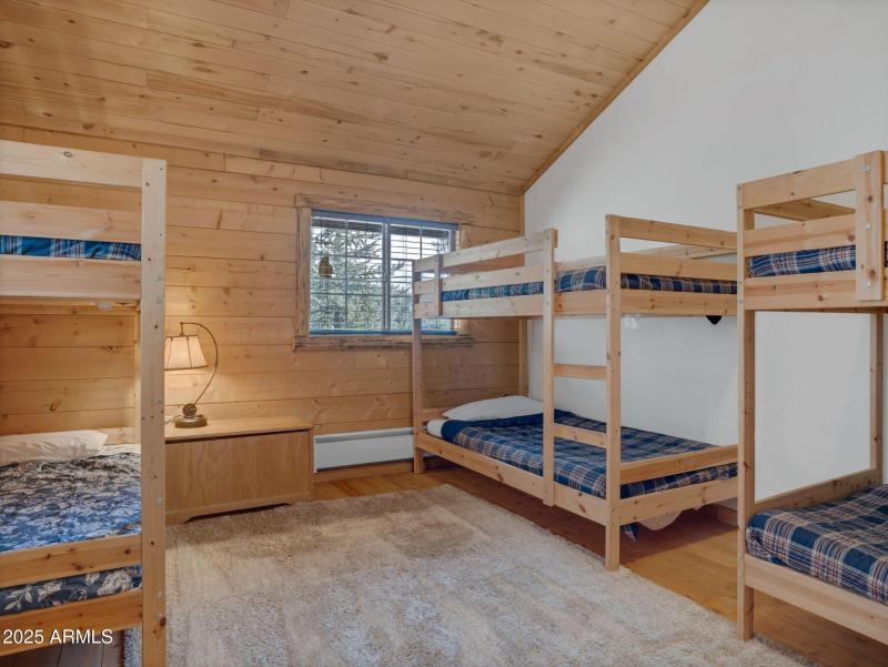 Upstairs Bedroom 3