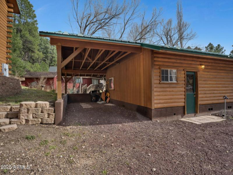 Detached 2 Car Garage with Car port