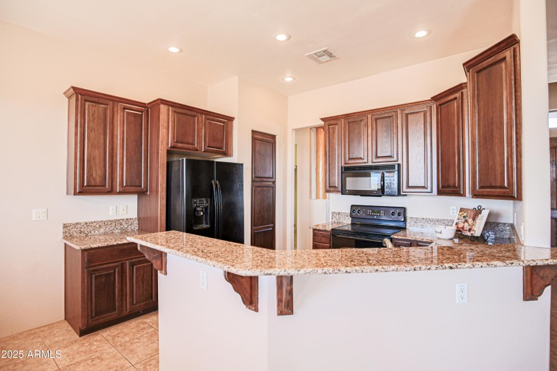 23339 W Myers St-20