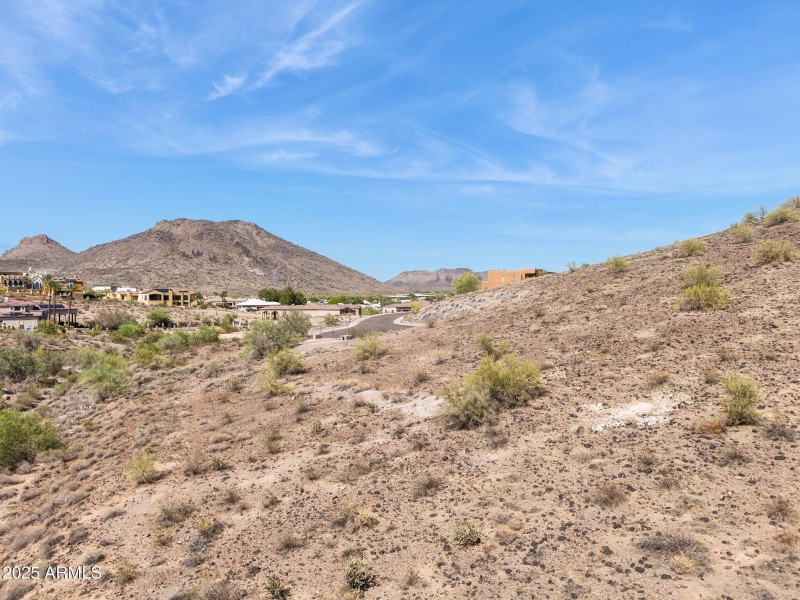 16-web-or-mls-6156-w-alameda-rd-12