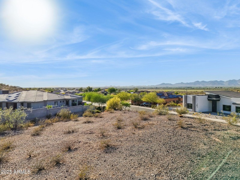 14-web-or-mls-17837-w-estes-way