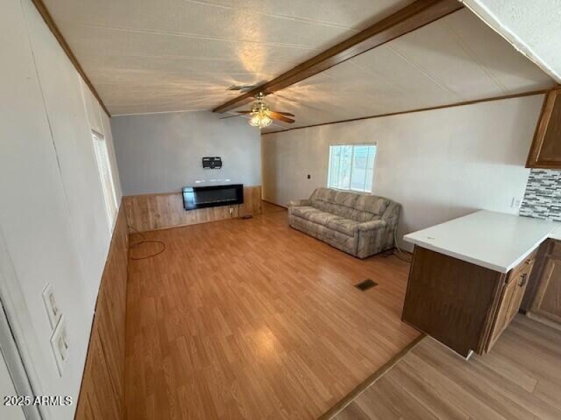 Familyroom full view_1