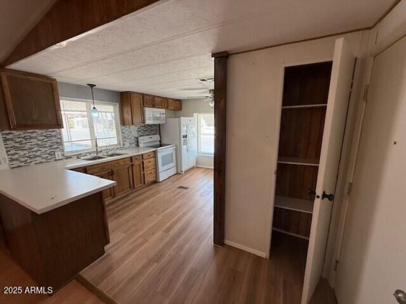 Kitchen pantry