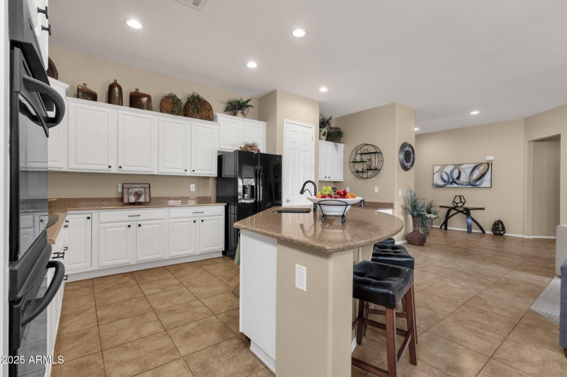 14-web-or-mls-4293-e-sourwood-dr