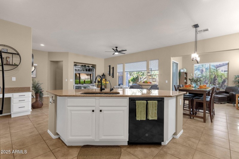 15-web-or-mls-4293-e-sourwood-dr
