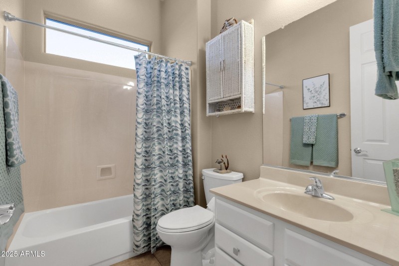 21-web-or-mls-4293-e-sourwood-dr