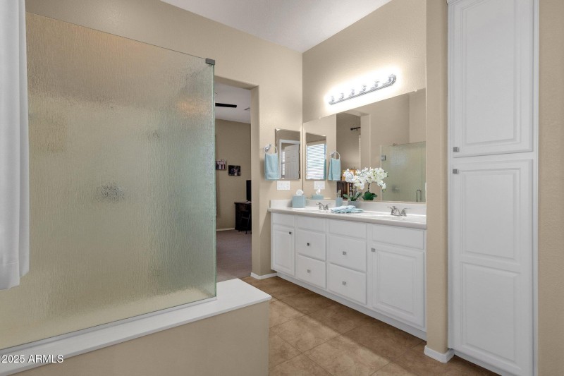 29-web-or-mls-4293-e-sourwood-dr
