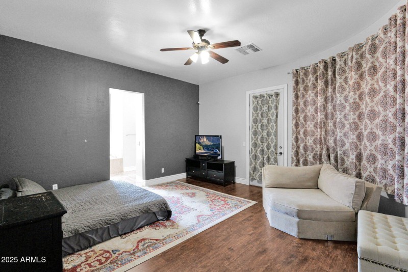 8-web-or-mls-P1199925