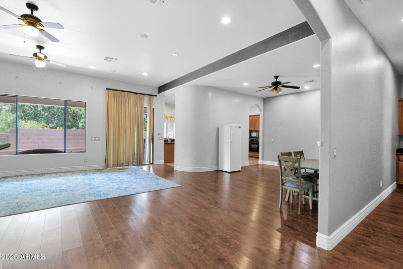 13-web-or-mls-P1199931