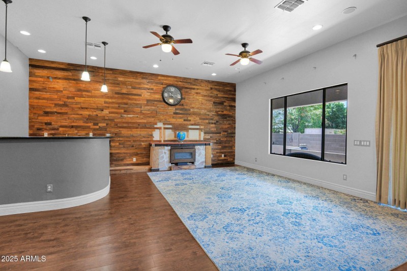15-web-or-mls-P1199934