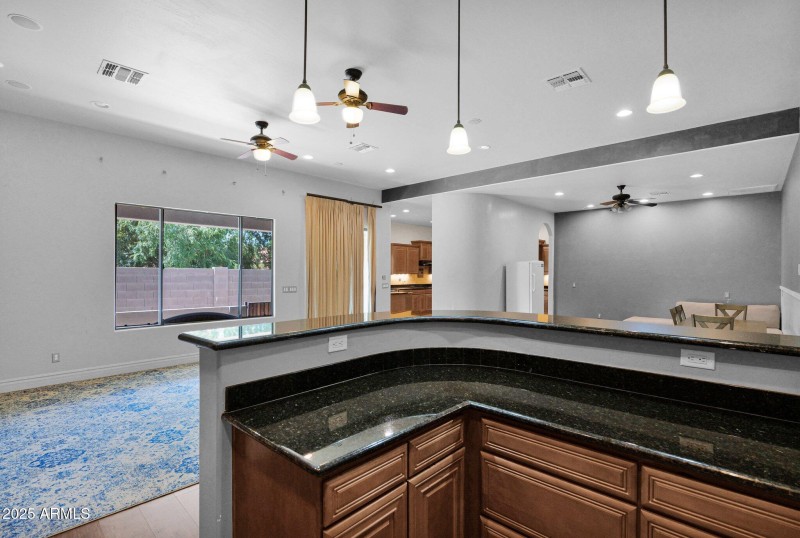 17-web-or-mls-P1199938