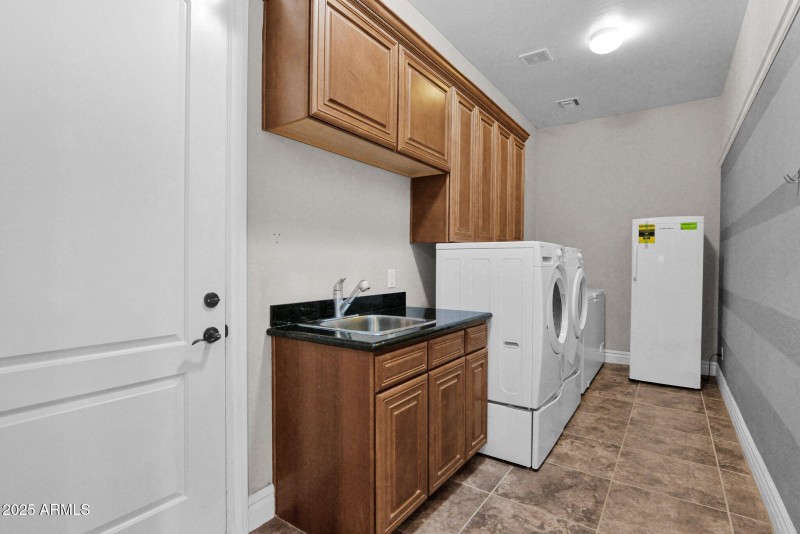 26-web-or-mls-P1199950