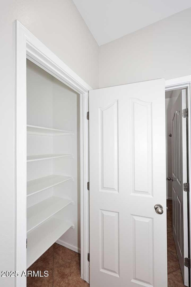 Kitchen-Pantry