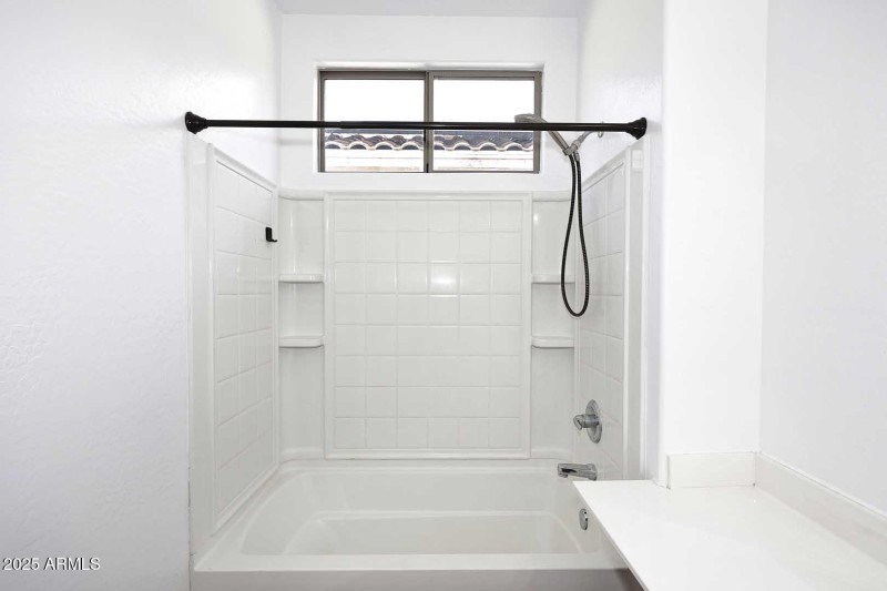 Hall Bath2