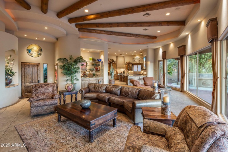 Living Room-4