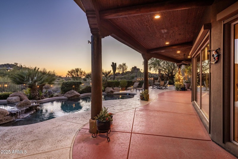 Pool Twilight-1