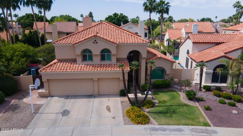 7015 West Behrend glendale-1