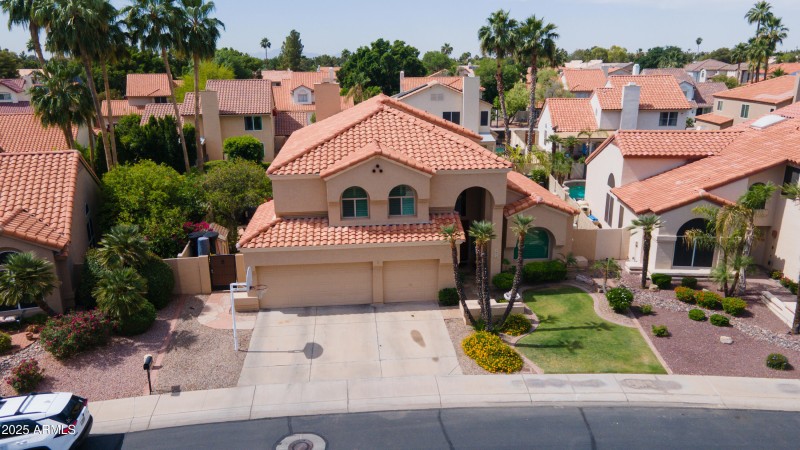 7015 West Behrend glendale-6