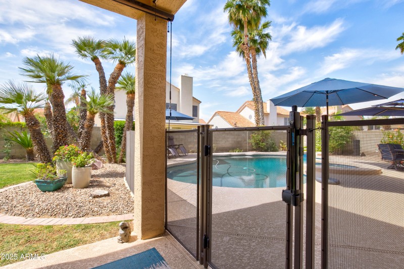 7015 West Behrend glendale-42