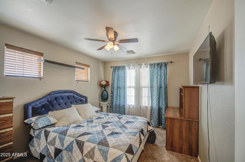 Bedroom 3-pic 1