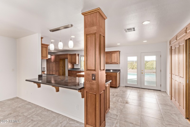 Breakfast Bar