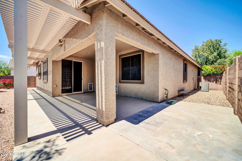 17429 W Red Bird Rd-31