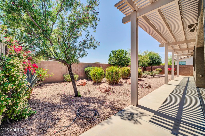 17429 W Red Bird Rd-32