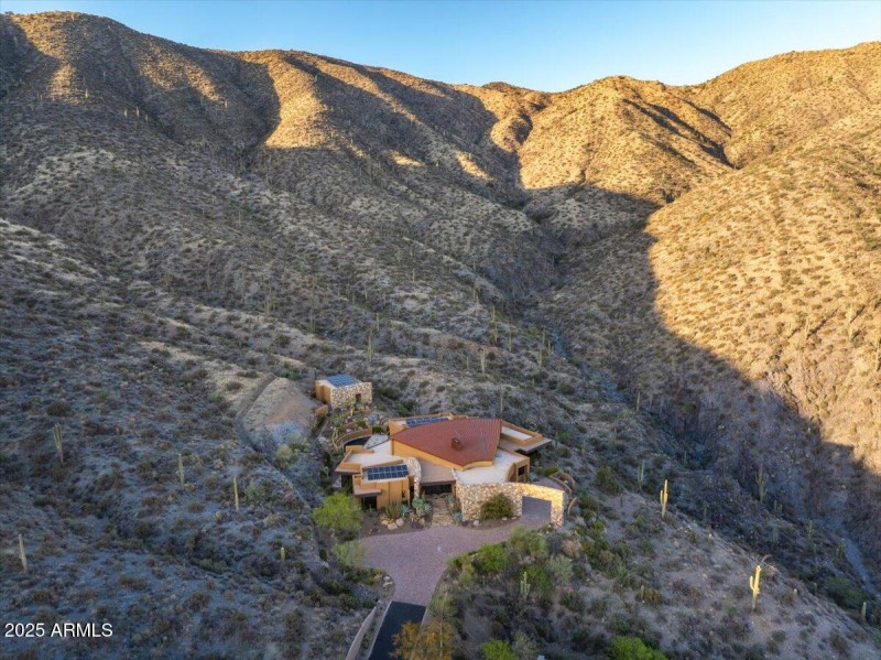 004-Mountain Side Home