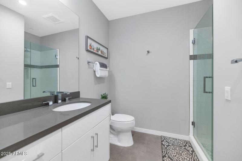 6990 E 6th St-large-032-017-6990 E 6th S