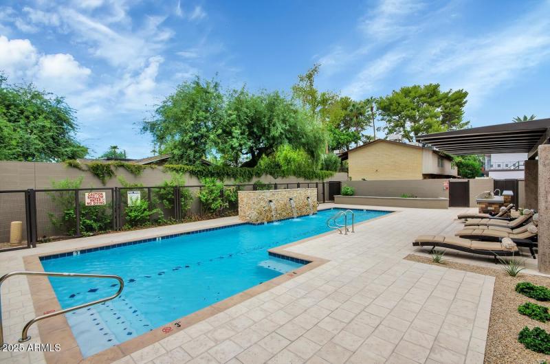 6990 E 6th St-large-035-005-6990 E 6th S