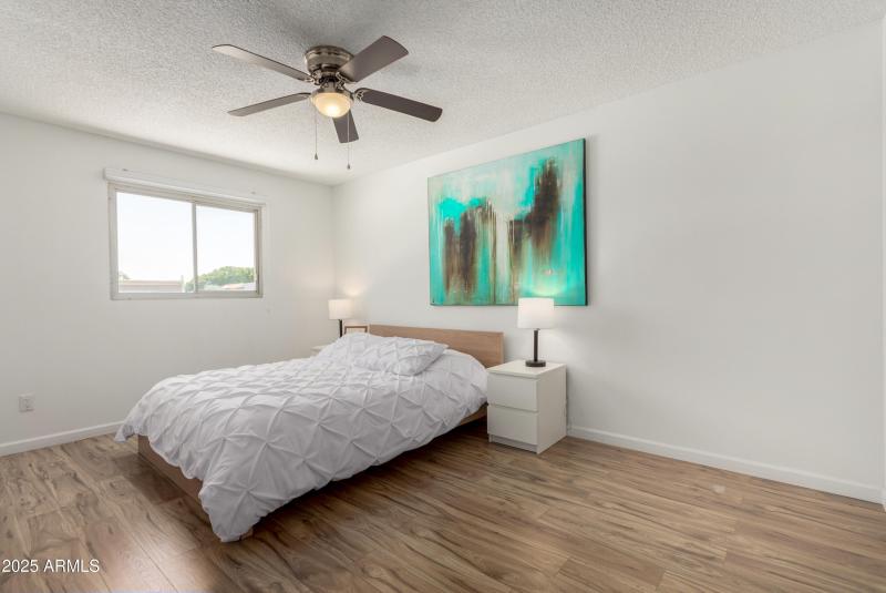 Master Bedroom (South)