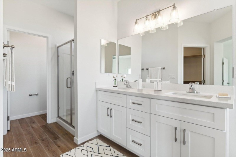 MASTER BATH 2