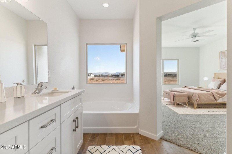 MASTER BATH 1