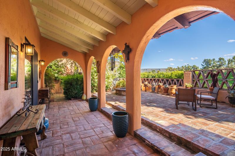 COVERED PATIO