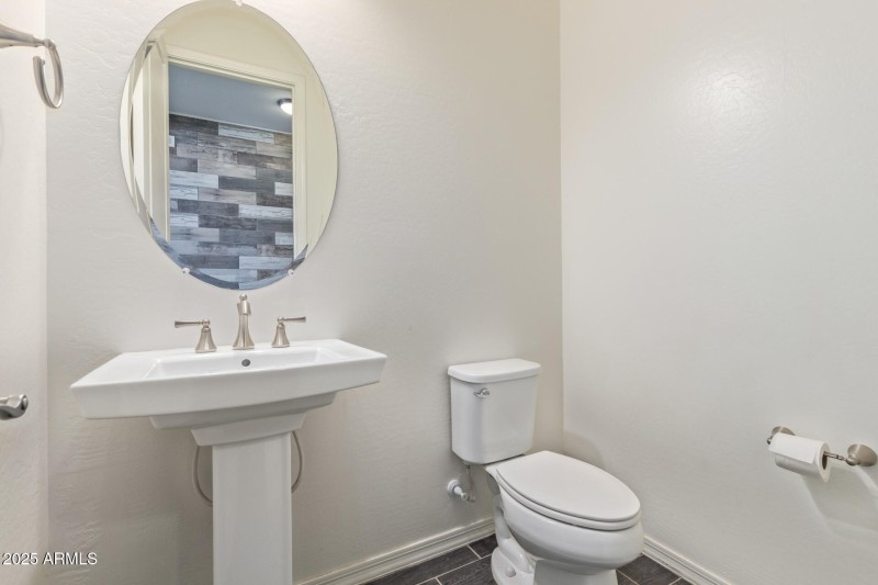 Powder room