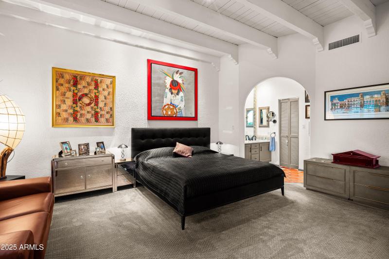 PRIMARY BEDROOM WITH BATH