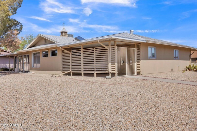 02-Exterior