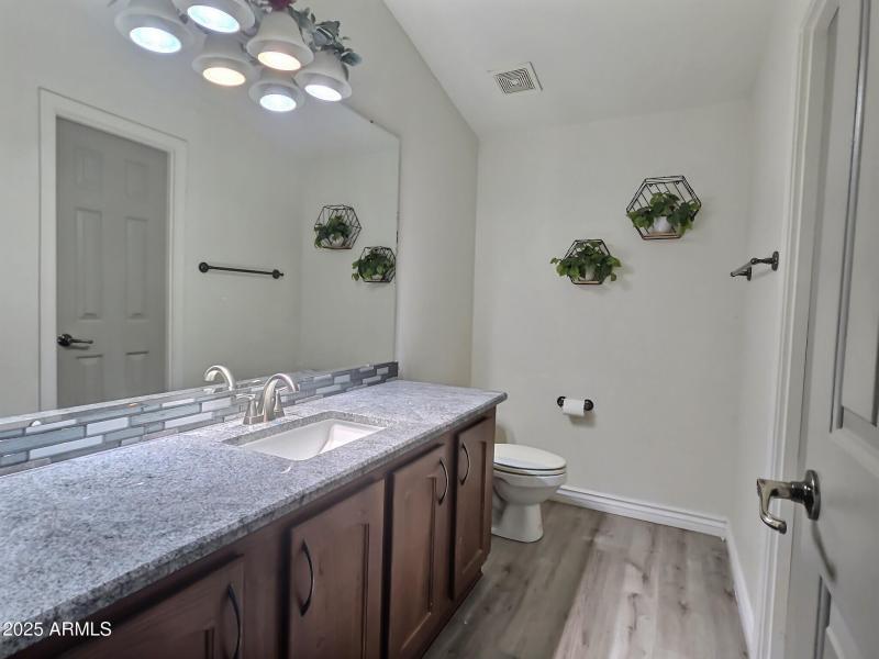 2025-05-04 09.26.38-2