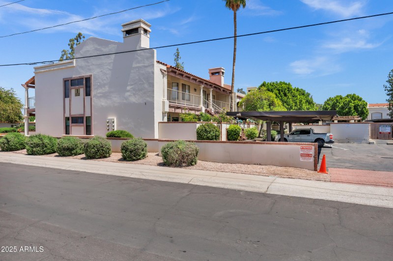 1017 E Maryland Ave #236-22