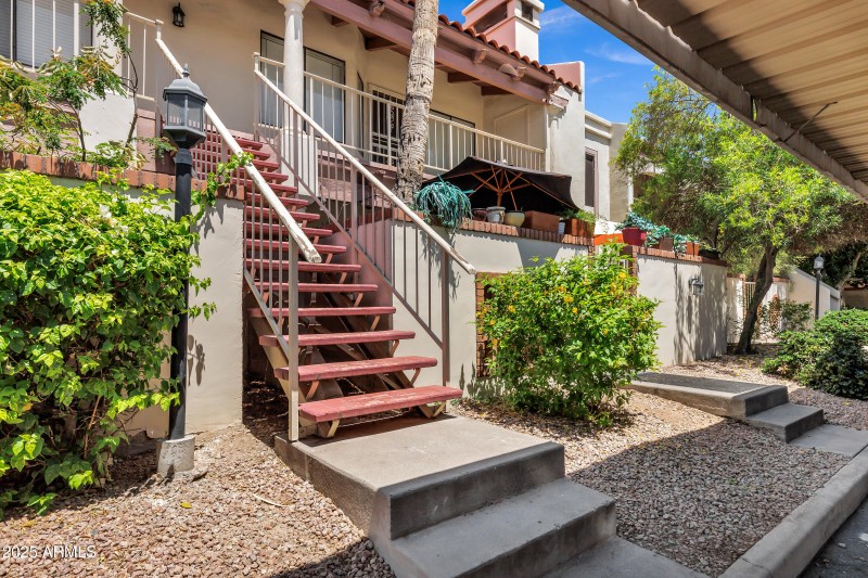 1017 E Maryland Ave #236-2