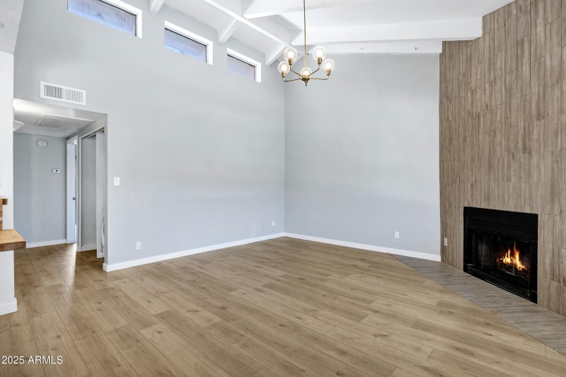 1017 E Maryland Ave #236-4